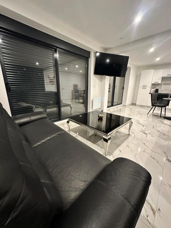 Appartement Cosy Jacuzzi Spa 70M2 Шатнуа Экстерьер фото
